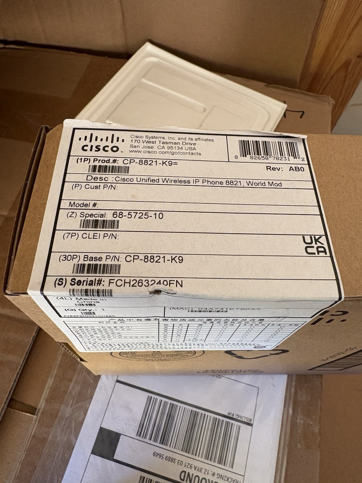 Cisco CP-8821-K9 IP Phone Bundle with Power Supply CP-DSKCH And Battery NEW