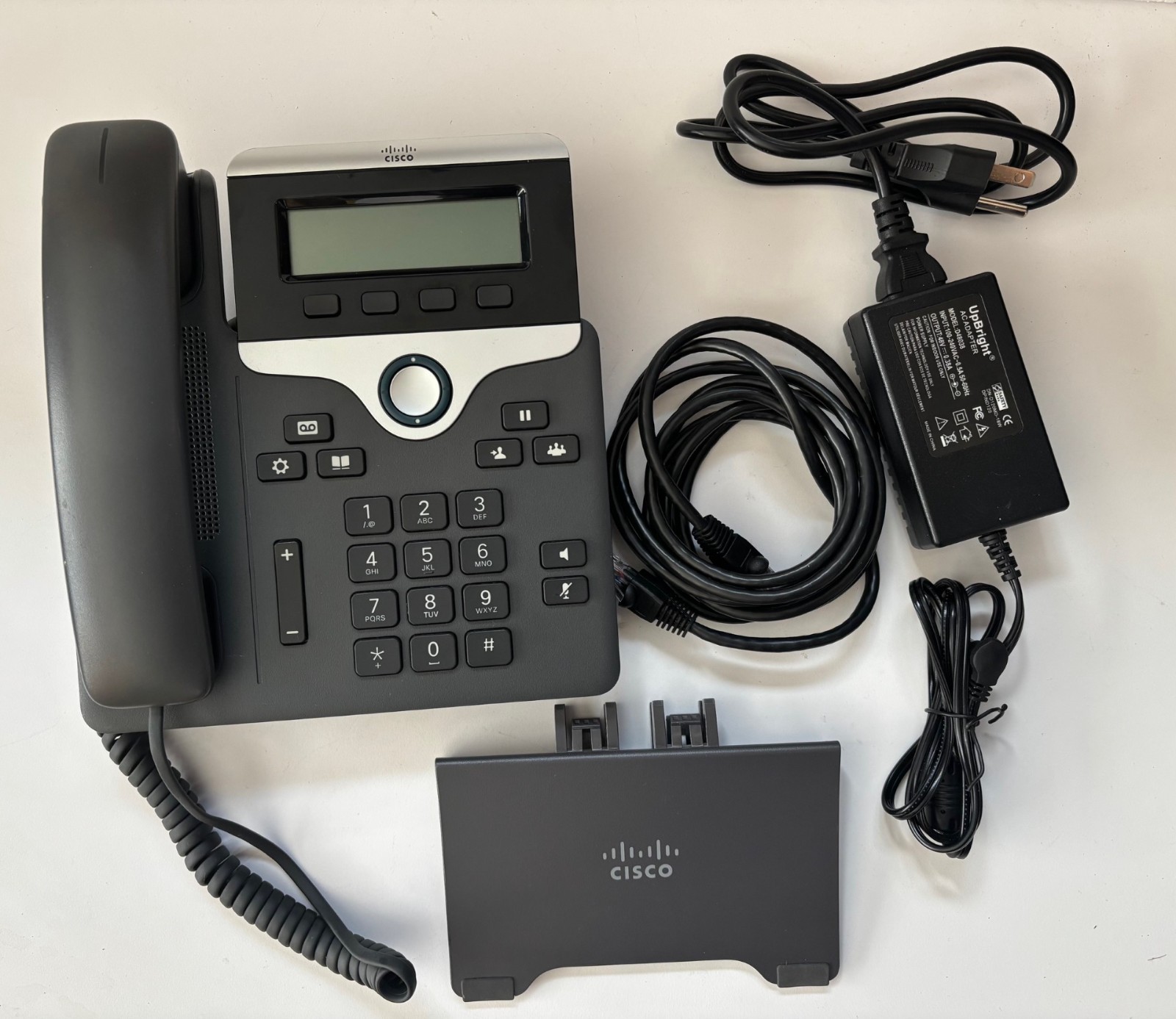 Cisco CP-7811-K9 VoIP IP Business Phones w AC Adapter, Stand, Ethernet