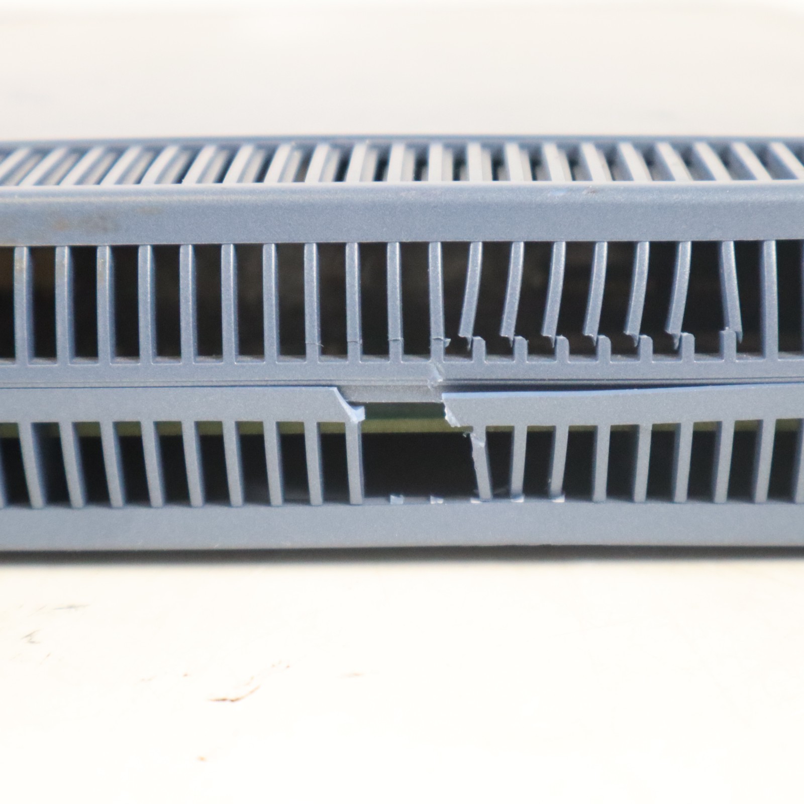 AudioCodes MP-114/4FXS/3AC GGWV00285 VoIP Gateway – SIP Telephony MP114/4S/SIP