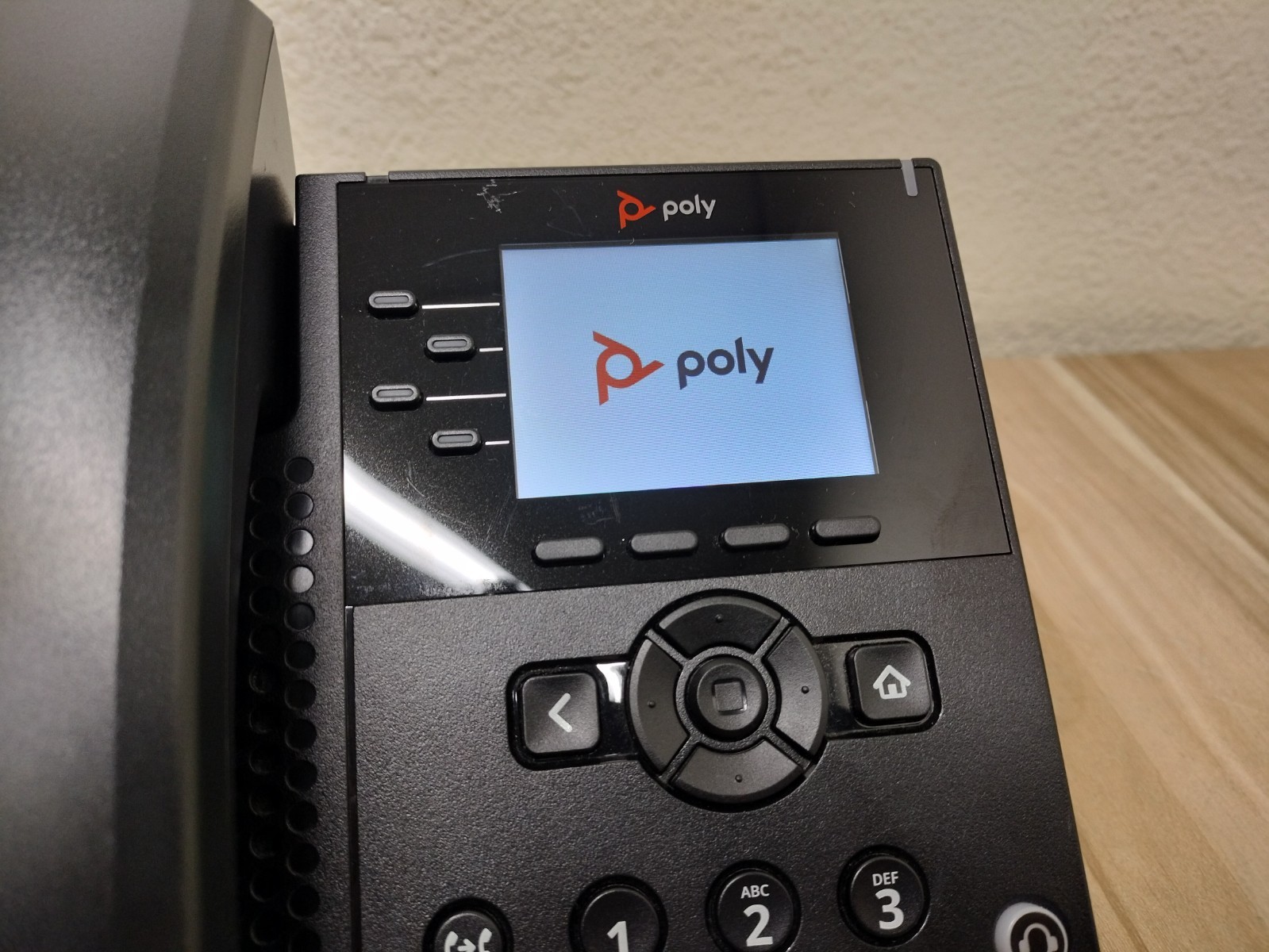 Polycom VVX 250 4-Line Desktop Business IP Phone 2201-48820-121 Gigabit SIP VoIP