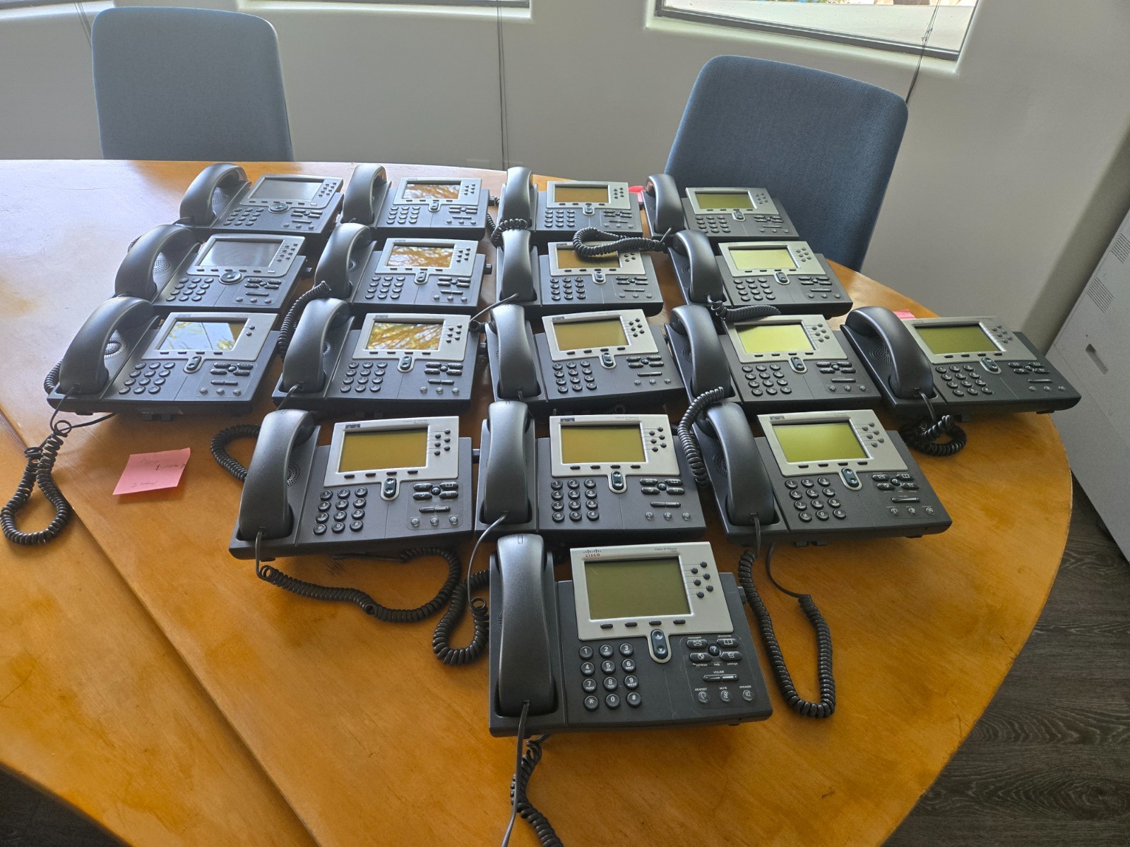 1 LOT of 17 CISCO CP-7975, 7962, 7961, 7960, 7940 VOIP Office Phone