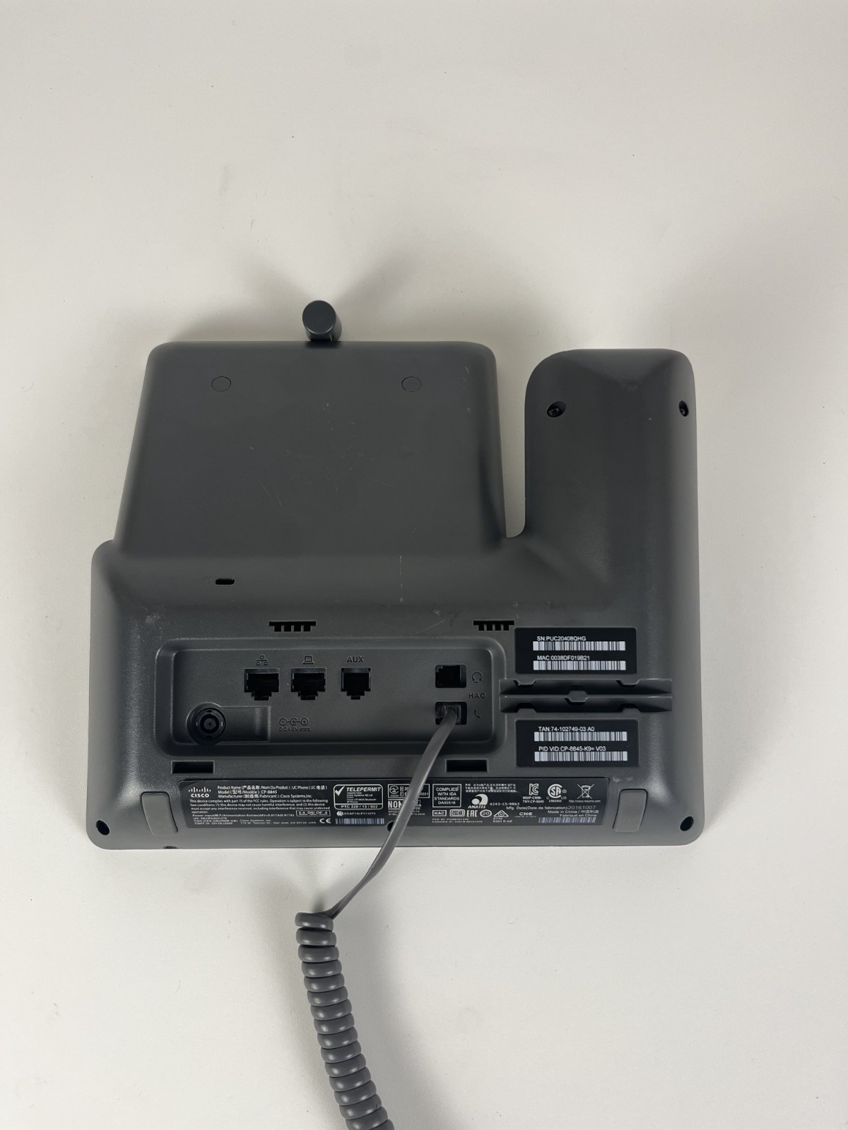 Cisco IP Desk Phone 8800 Series with Web Camera and PoE Model CP-8845-K9