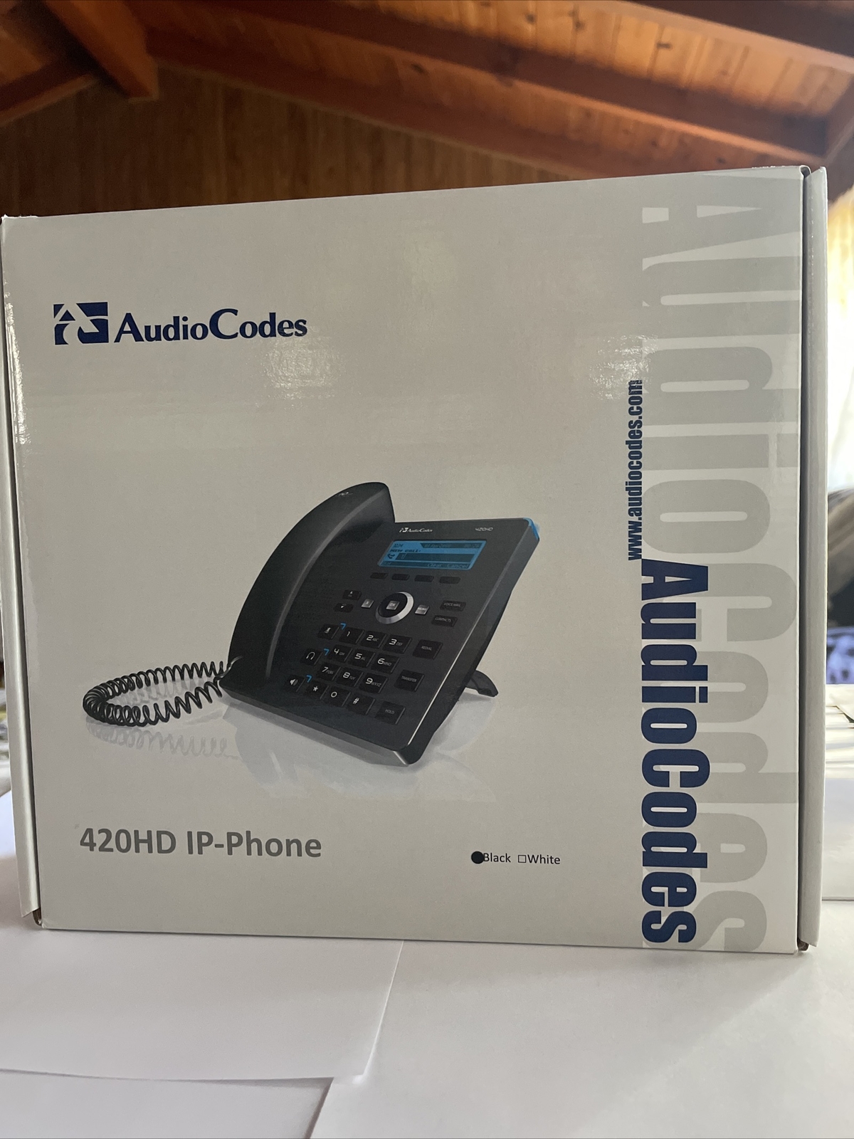 AudioCodes 420HD IP -Phone Model: 420HDG P/N: GGWV00582 New, For Microsoft Skype