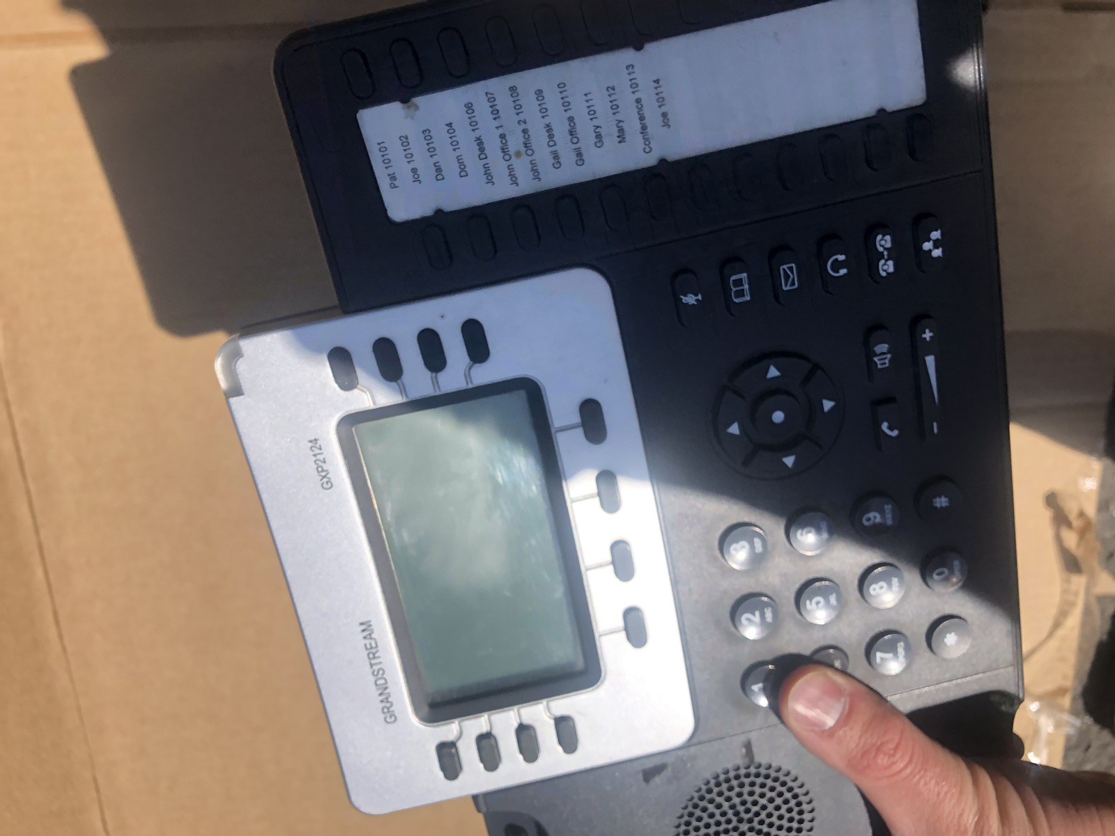 Grandstream GXP2124 Enterprise IP Phone – 4 Lines, HD Audio, PoE, Unit Only