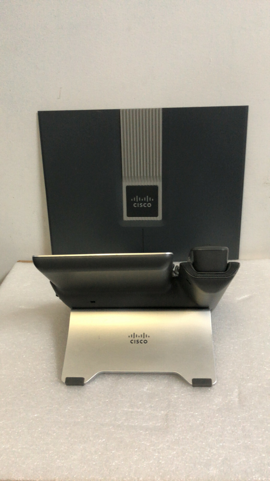 CISCO CP-8851-K9 VoIP Video Endpoint IP phone 8800 Series Color w/ Stand CP-8851