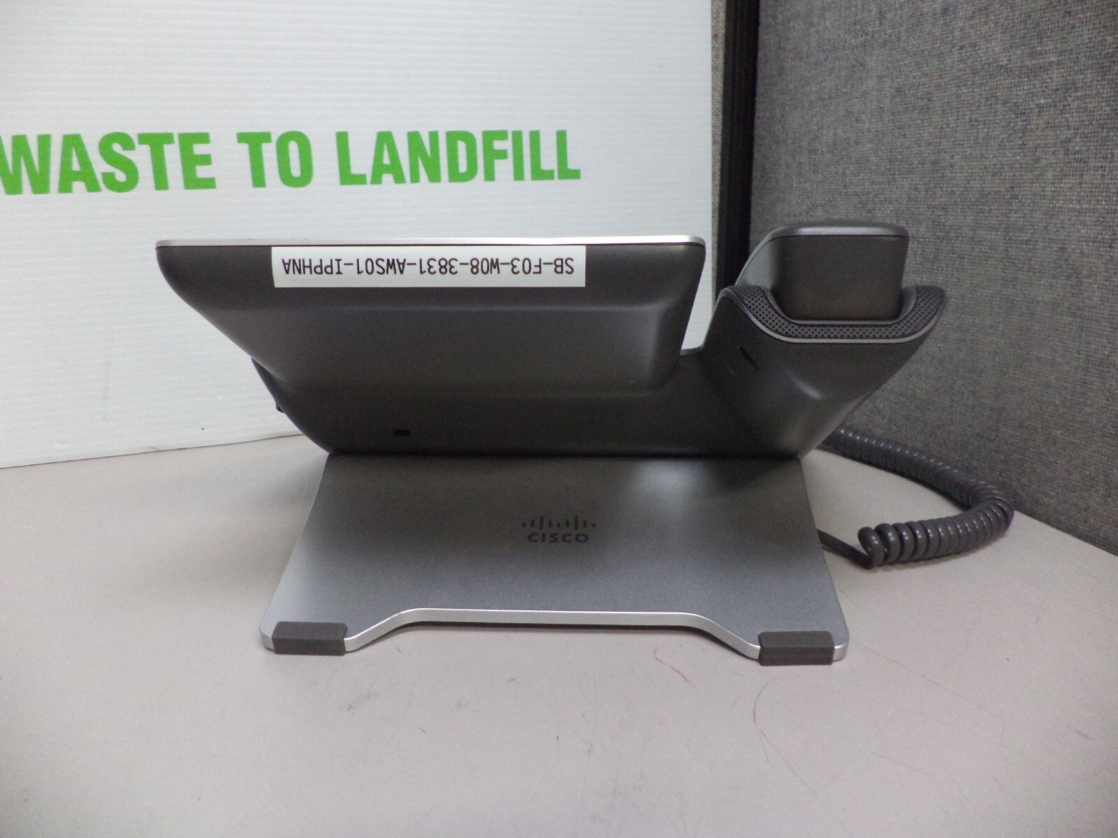 Cisco CP-8851-K9 IP VoIP Business Phone w/ Stand + Handset