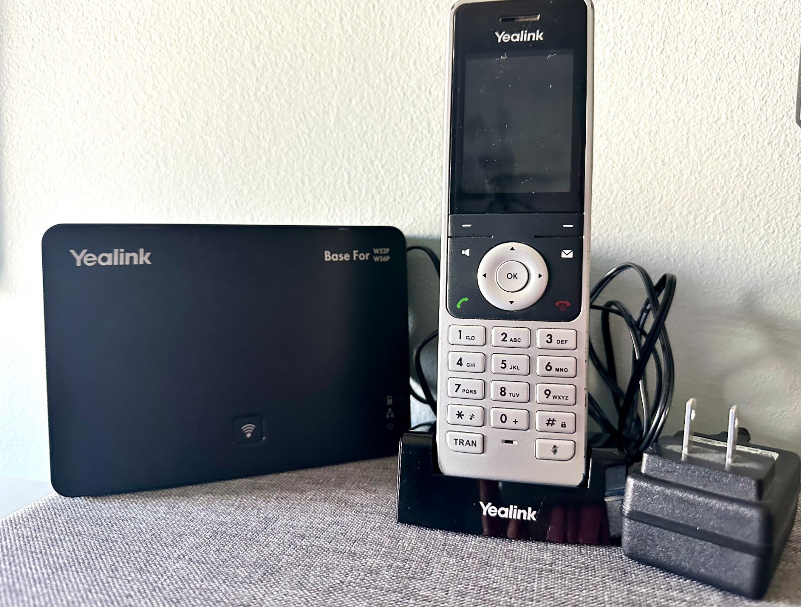 Yealink W56H Wireless DECT Handset And Base, Black & Silver