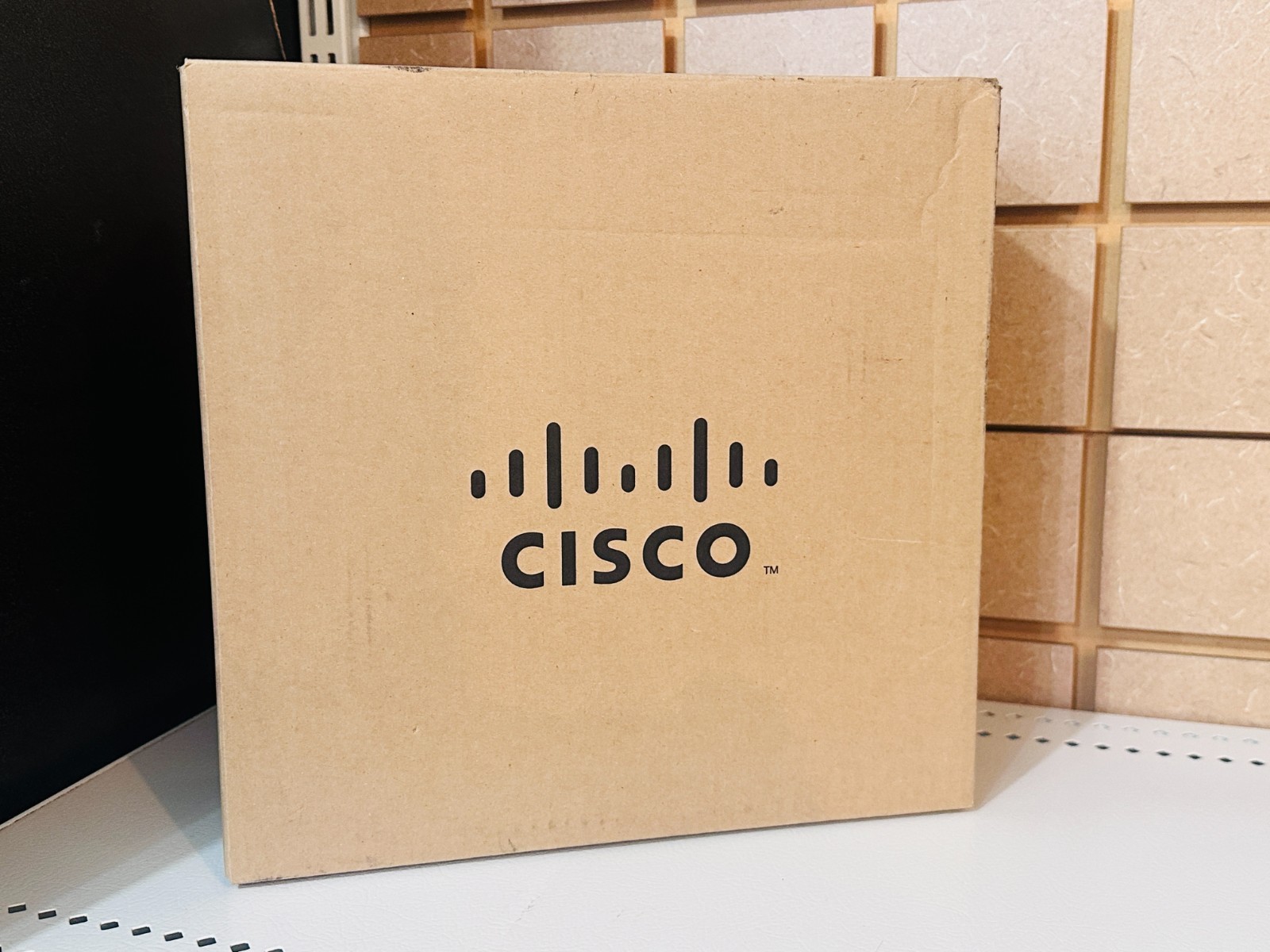 Cisco CP-8865-K9 IP Video Phone VoIP Business Phone Gigabit Ethernet PoE CP8865