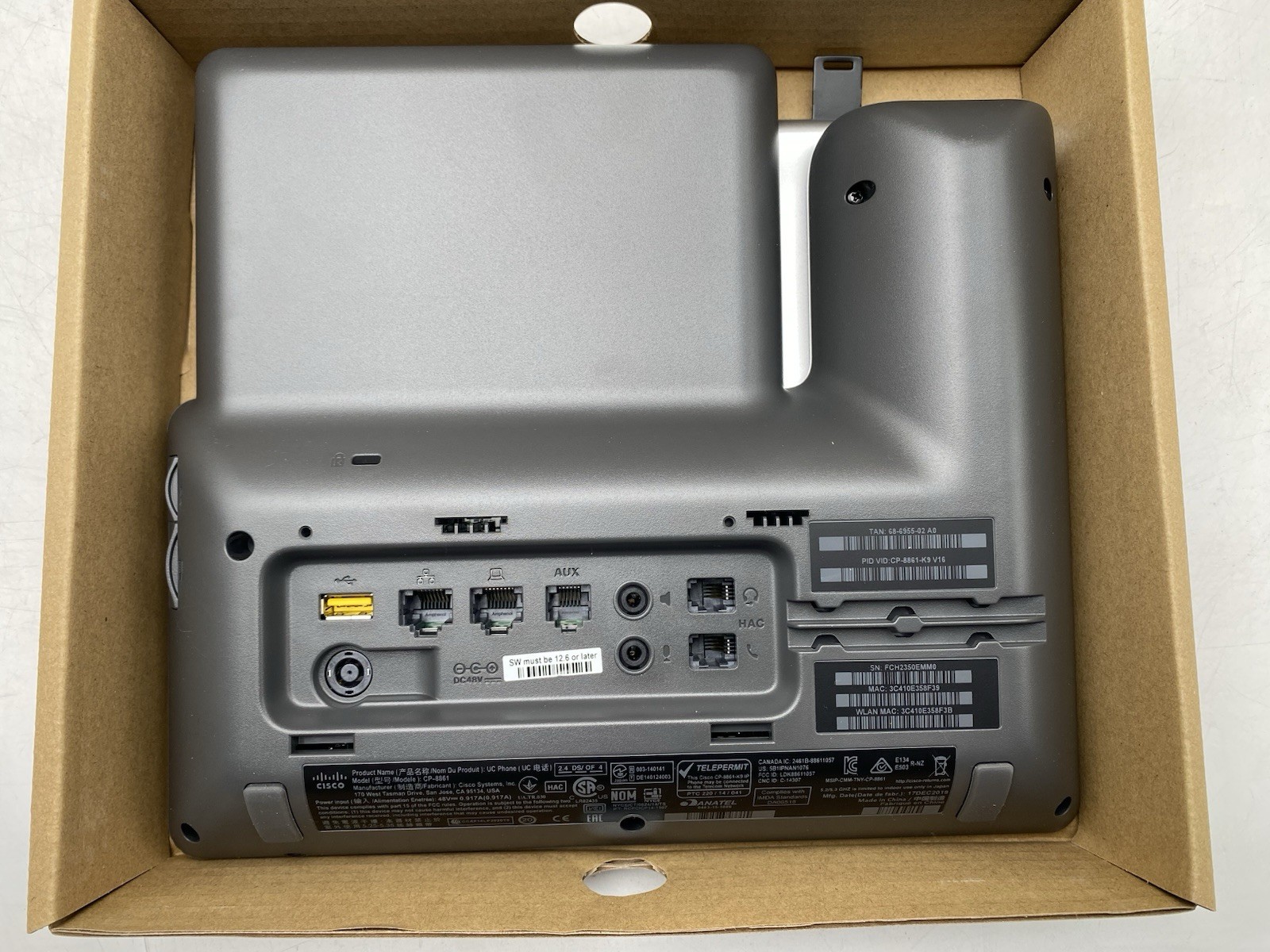 Lot of 17 Cisco CP-8861-K9 IP Business Phone w/ Stand & Handset