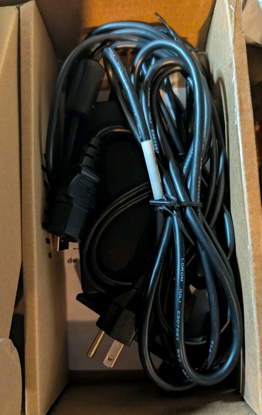 Cisco Unified IP Phone CP-9971 VoIP Phone Handset with Camera & Wifi Capability