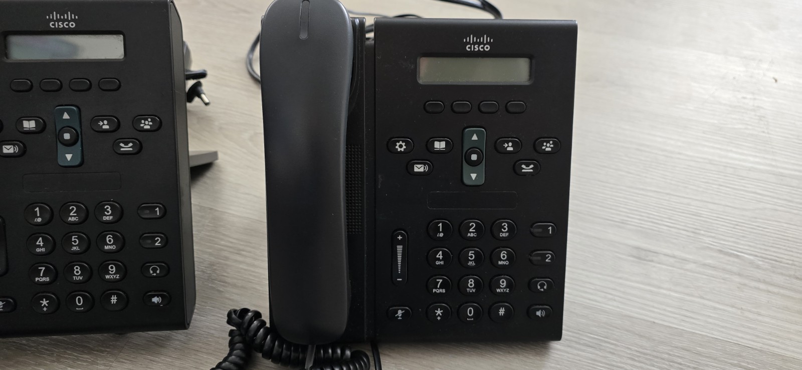 Lot Of 2 Cisco CP-6921 Unified IP Phone – USED