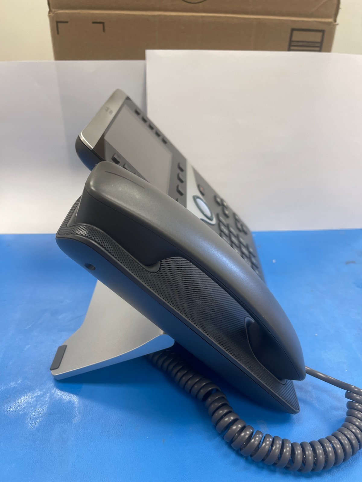 Cisco 8841 CP-8841-K9 IP Phone – Charcoal