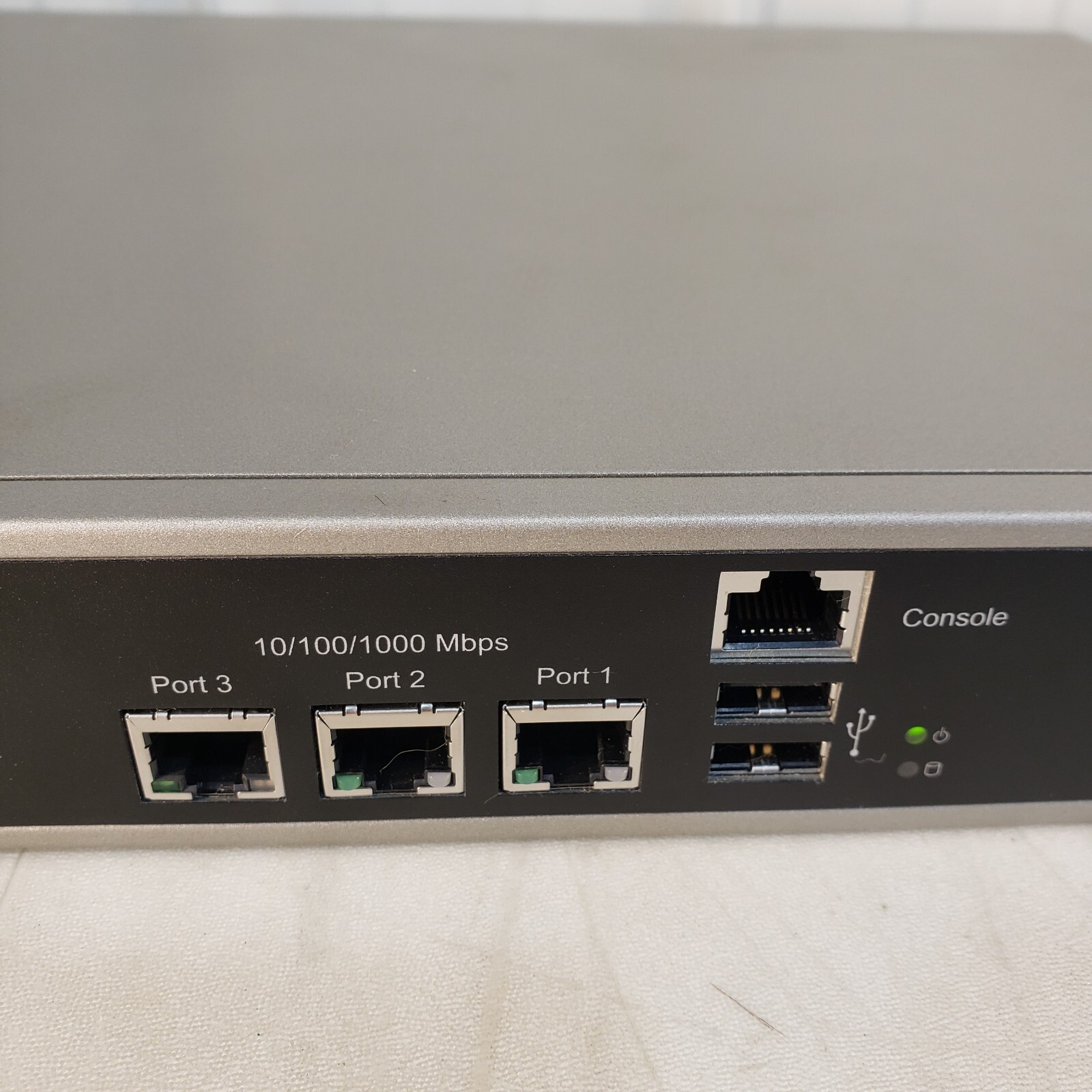 Polycom 5300LF2 VBP 5300 Firewall/Nat Traversal Unit 10/100/1000 Mbps