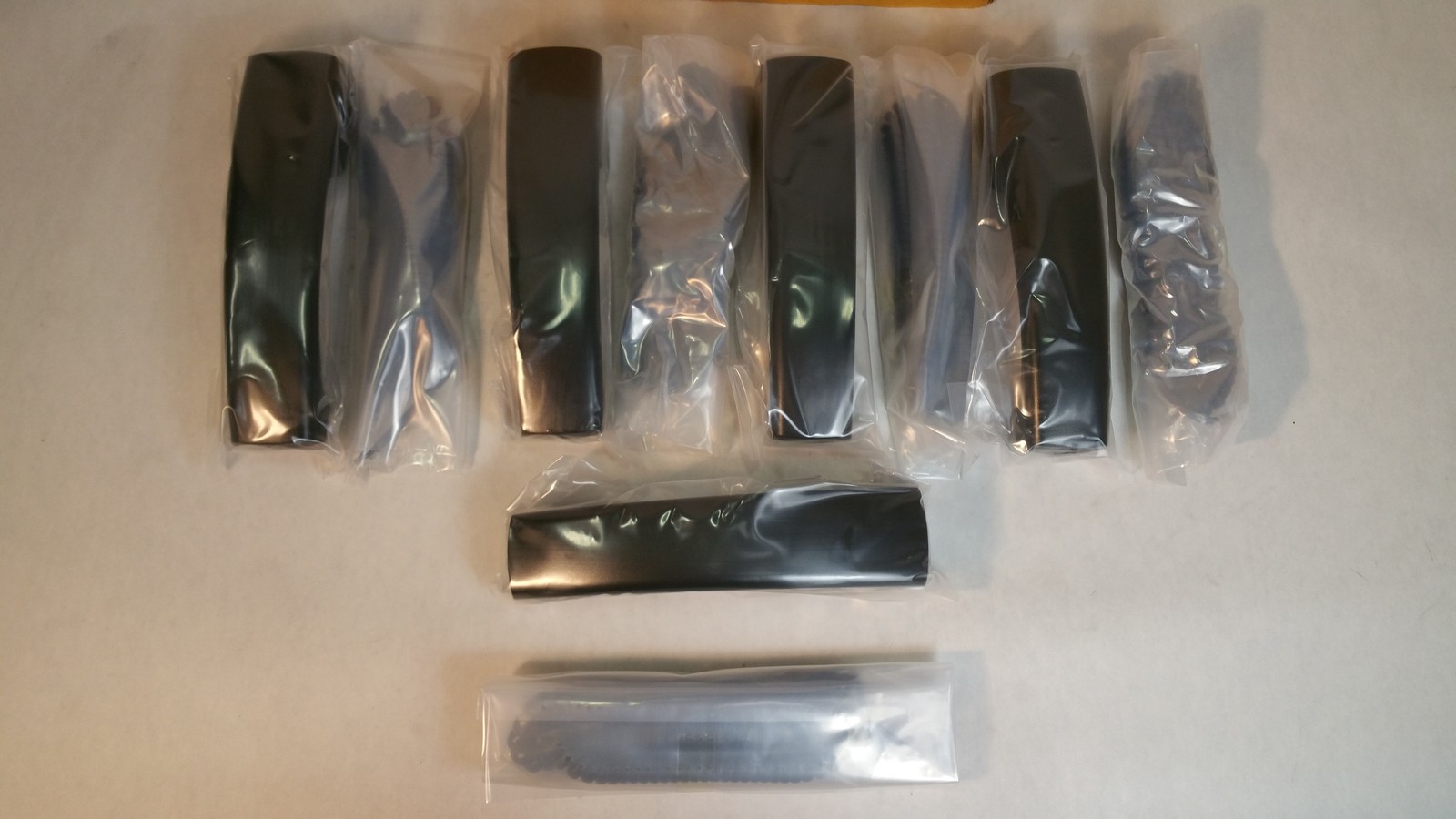New Polycom 2200-17445-001 Set Of 5 SoundPoint Handsets W/Coil Cord