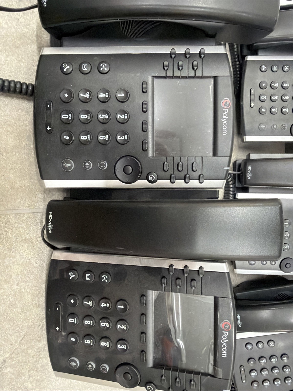 11 Polycom VVX 400 IP Business PoE Telephone 12 lines Voicemail 2200-46157-025