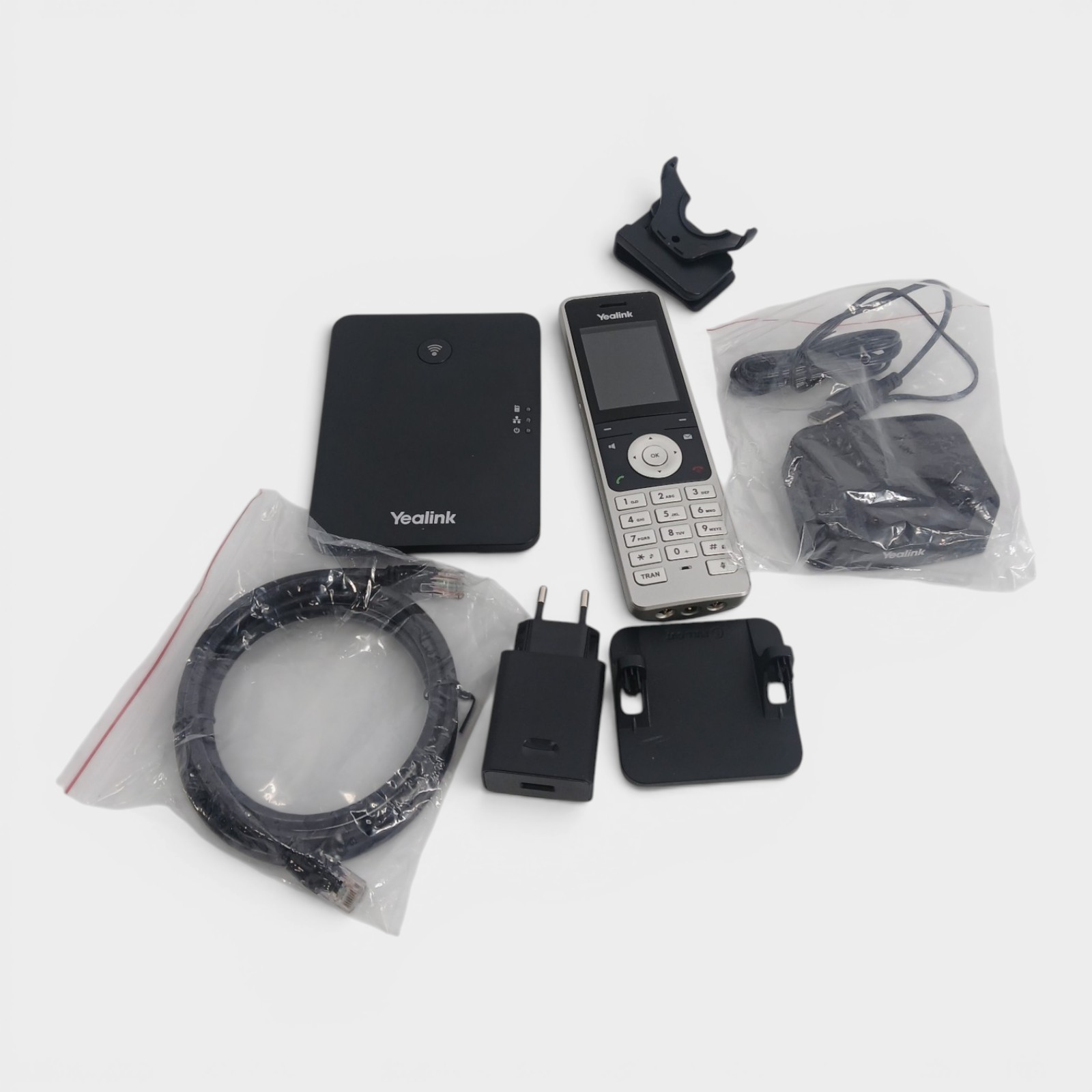 Yealink W76P High-Performance DECT IP Phone System (Untested)