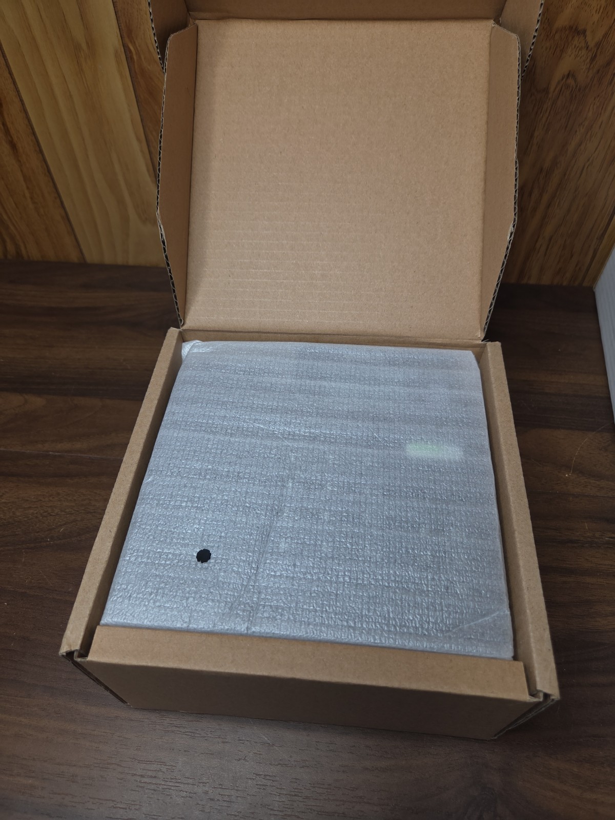 Yealink SIP-T31G IP Phone Corded Corded Wall Mountable Classic Gray New