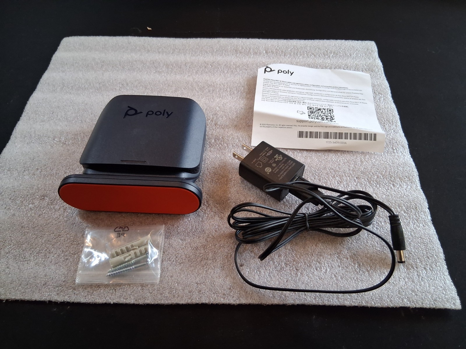 Poly Rove R8 DECT Repeater (2200-86840-001)
