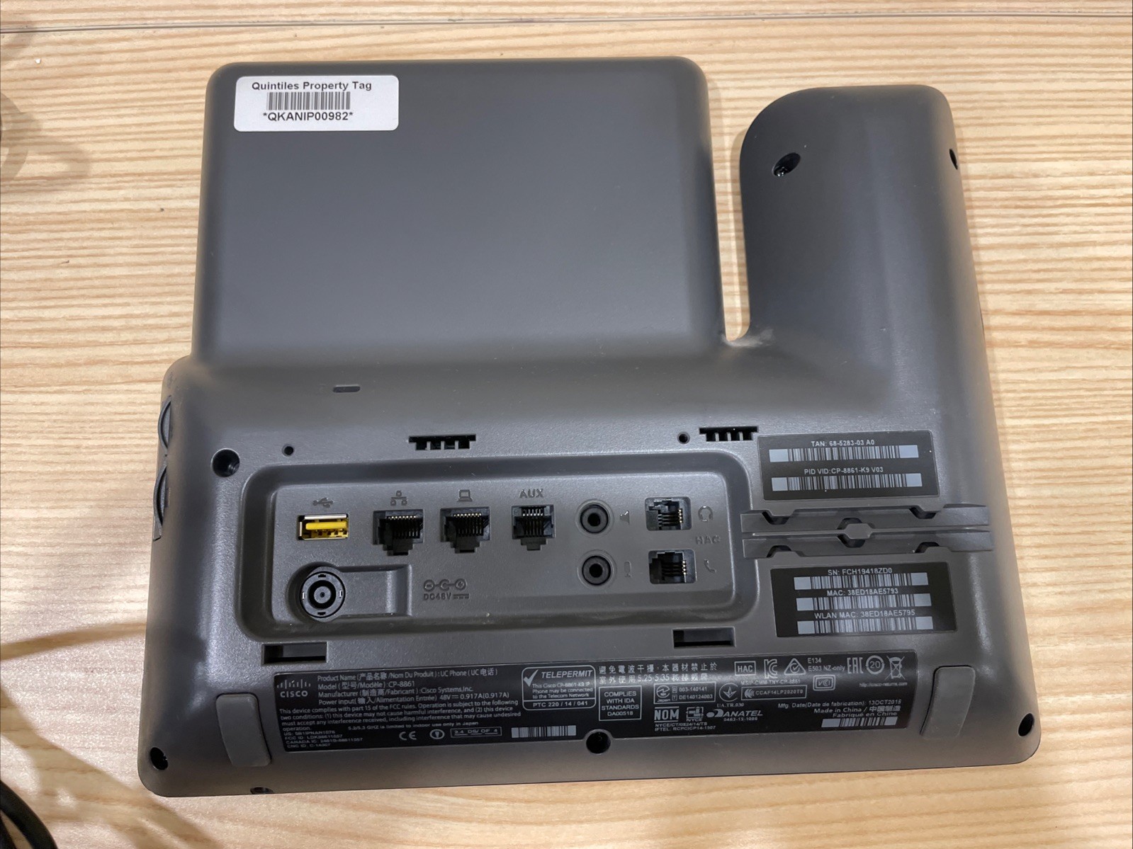 CISCO IP Phone Serie 8800, Model CP-8861
