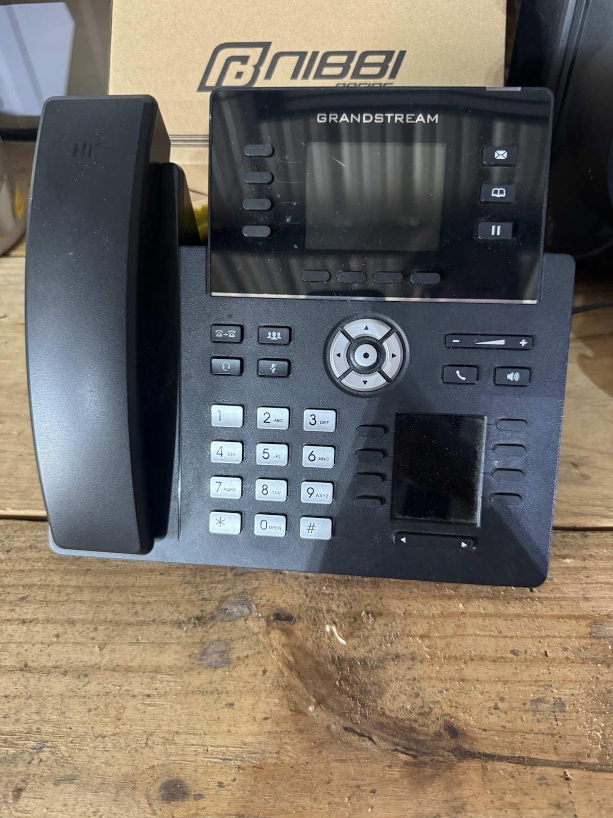 Grandstream IP Phone Black Business Phone Ethernet (RJ-45) Speakerphone VoIP