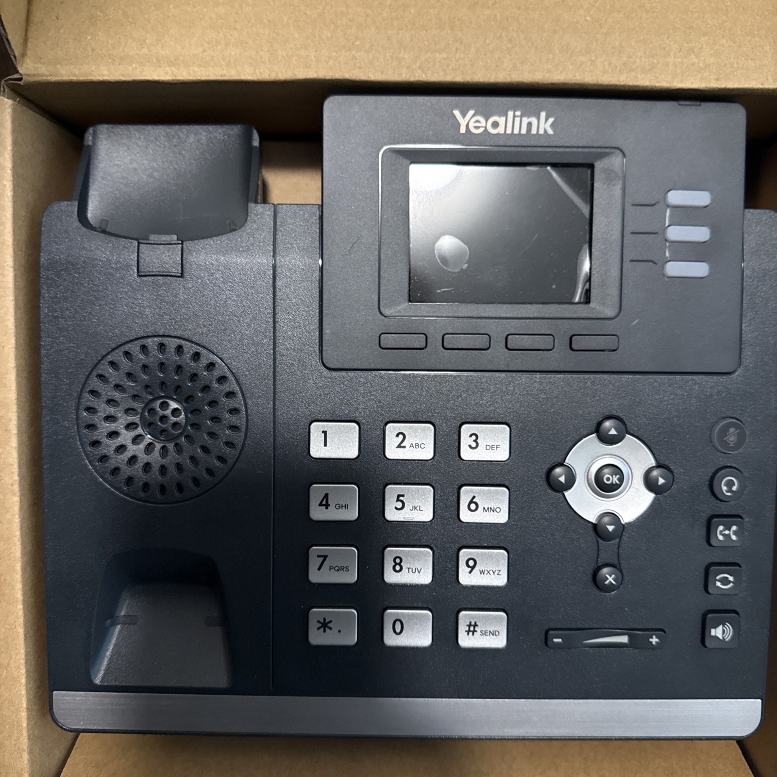 Yealink MP52 E2 Teams Android 13-based phone – Free Shipping