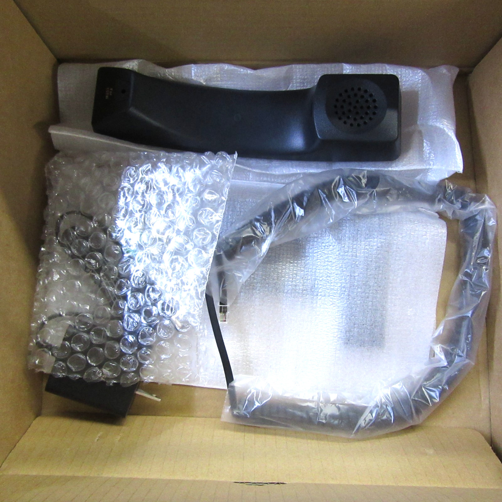 YeaLink SIP-T57W IP PoE Phone, Touch Screen, w/ Stand, Verizon Specific T12-C7