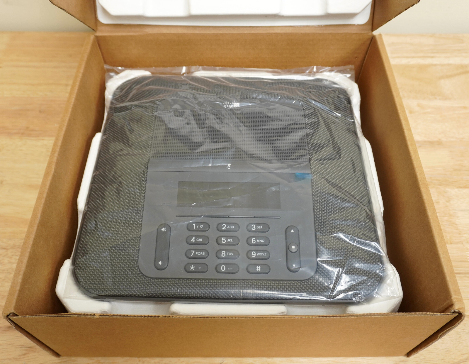Cisco 8832 IP Conference Phone – Charcoal (CP-8832-K9 05 )