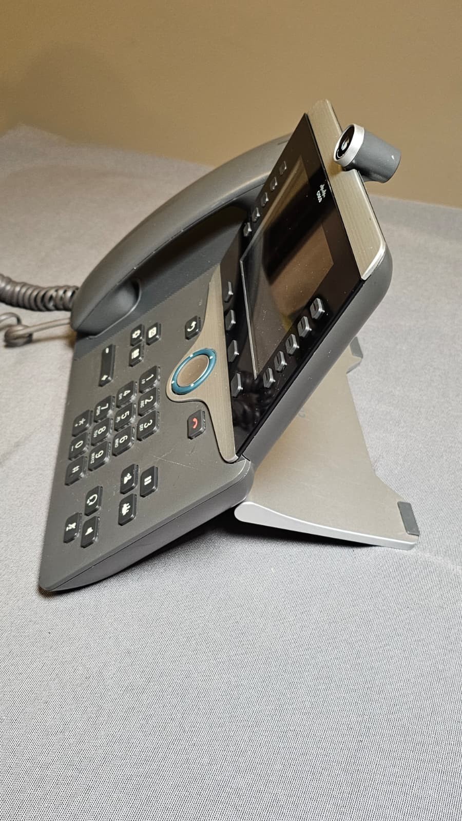 NEW Cisco CP-8845 5-Line VoIP IP Video Business Office Phone w/ Camera