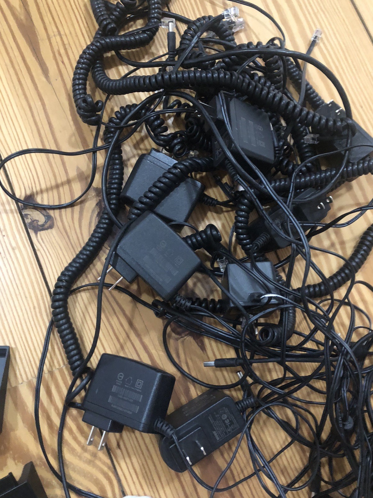 LOT OF 10 Polycom Ring Central Poly VVX 150 2 Line IP Phone – 2314-48810-001
