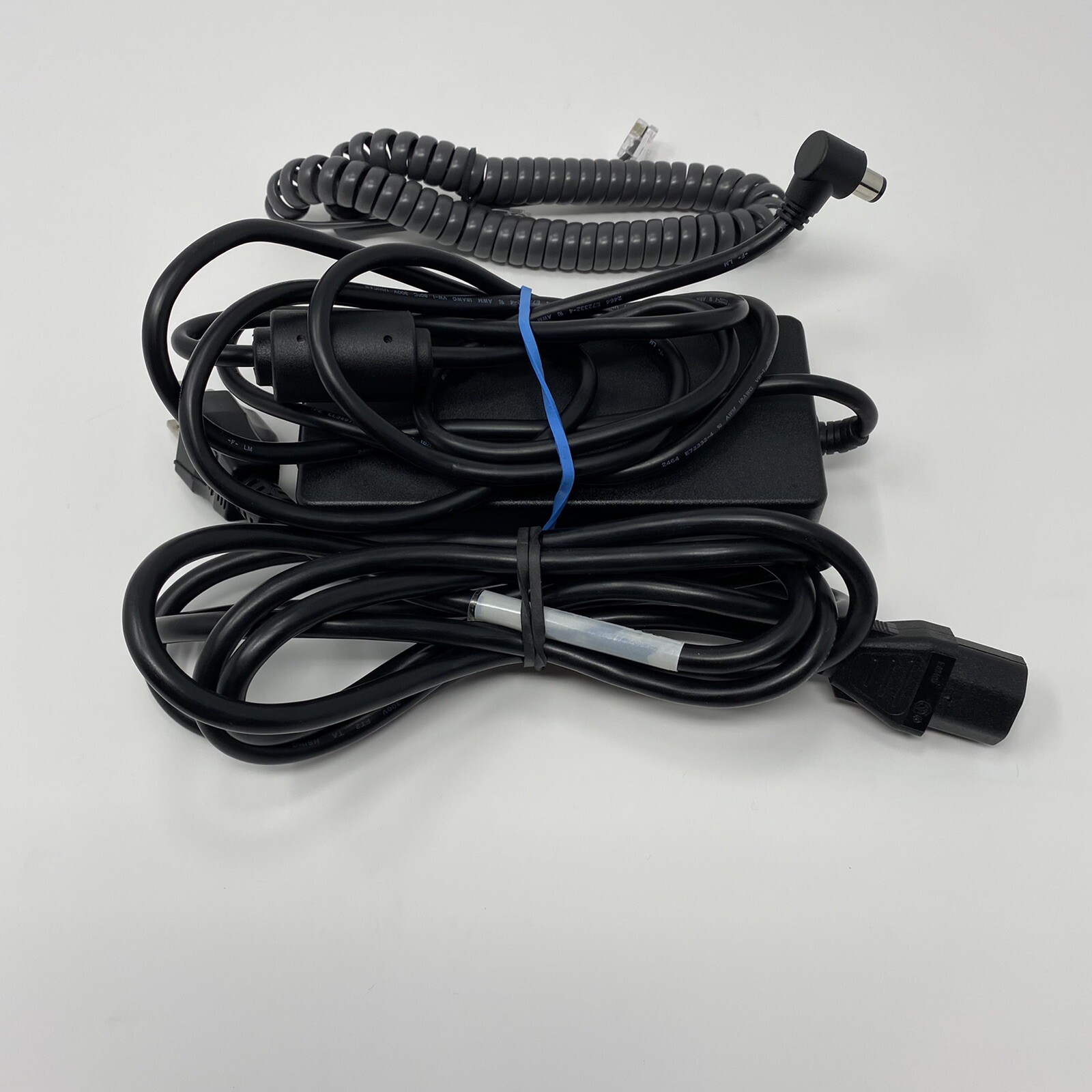 Cisco 8841 IP Phone CP-8841-K9 w/ Cables