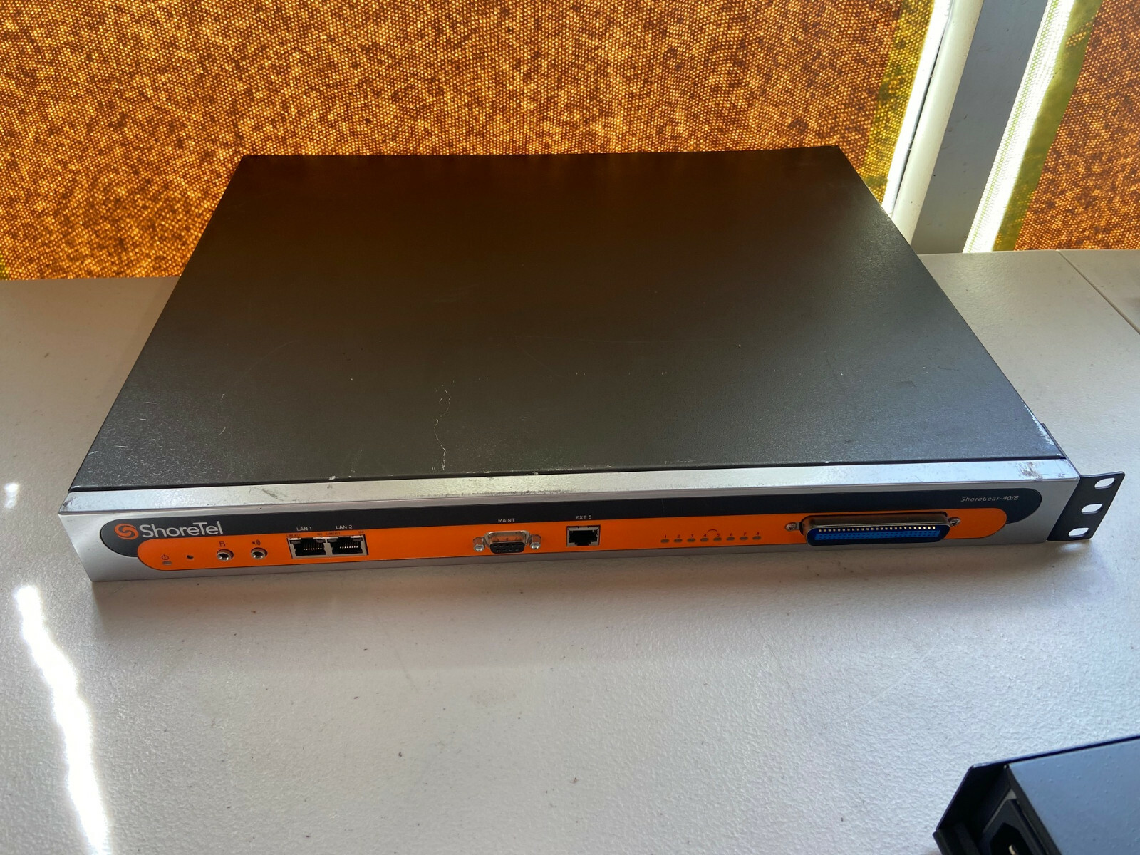 ShoreTel ShoreGear SG-8 40/8 Voice Switch