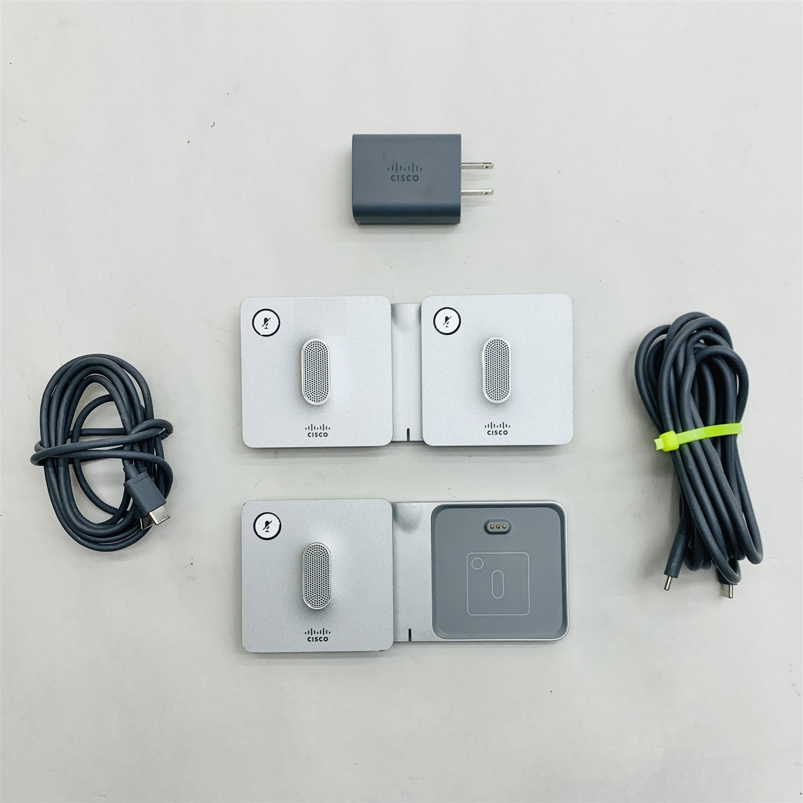 Cisco CP-8832-MIC-WLS Wireless Microphone Bundle w/ 3*Mic 2*Base 1*Power supply