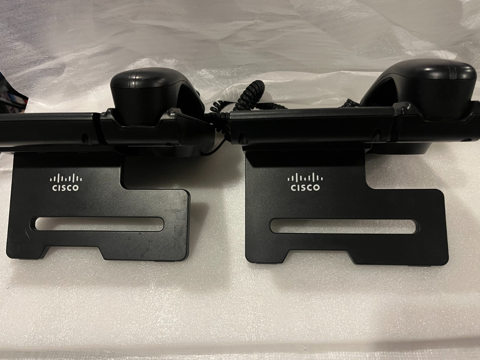 Lot of 2 CISCO CP-6921 IP Phone with Display & Speakers – Grade A