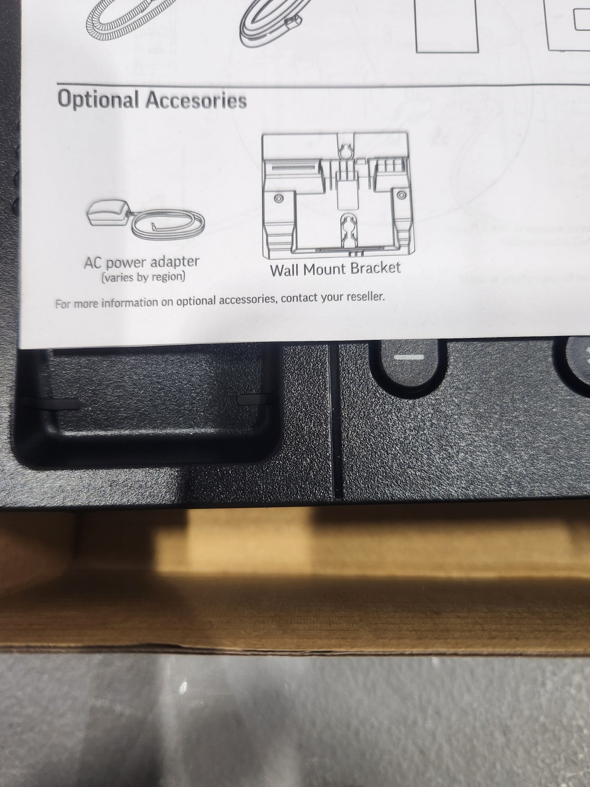 Poly VVX 350 IP Phone Corded Corded Desktop Wall Mountable Black 89B68AA