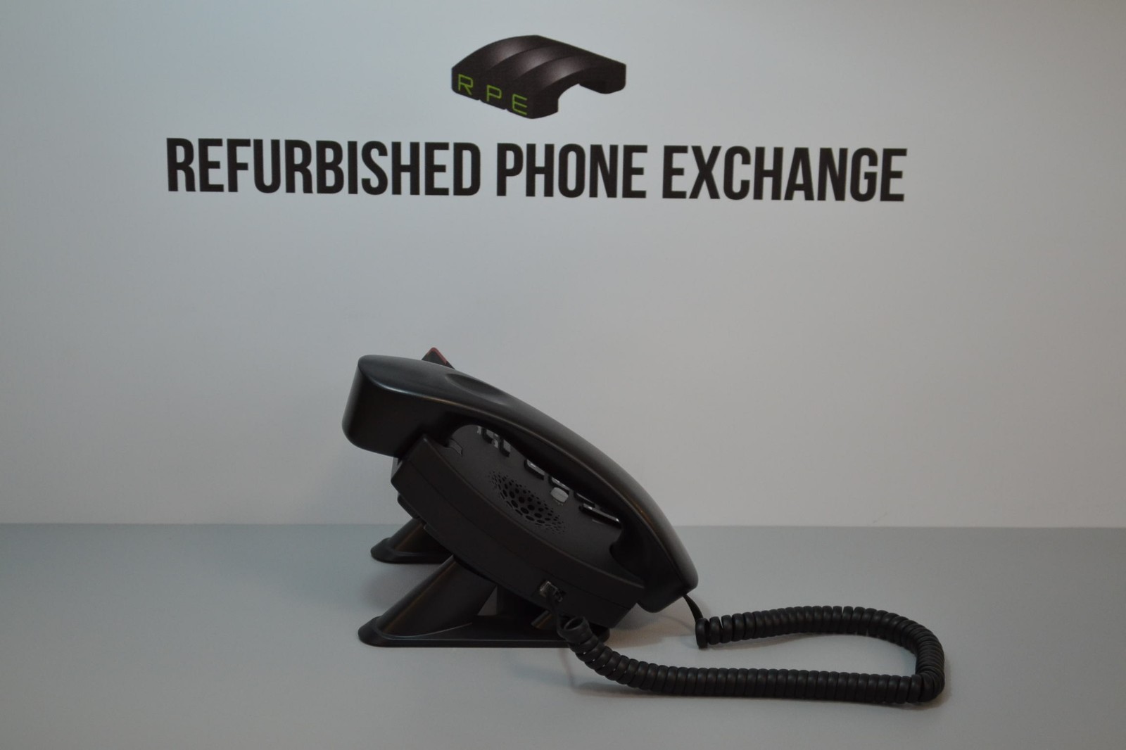 ShoreTel 110 Refurbished A-Stock IP Phone Black 1 Line VoIP IP110