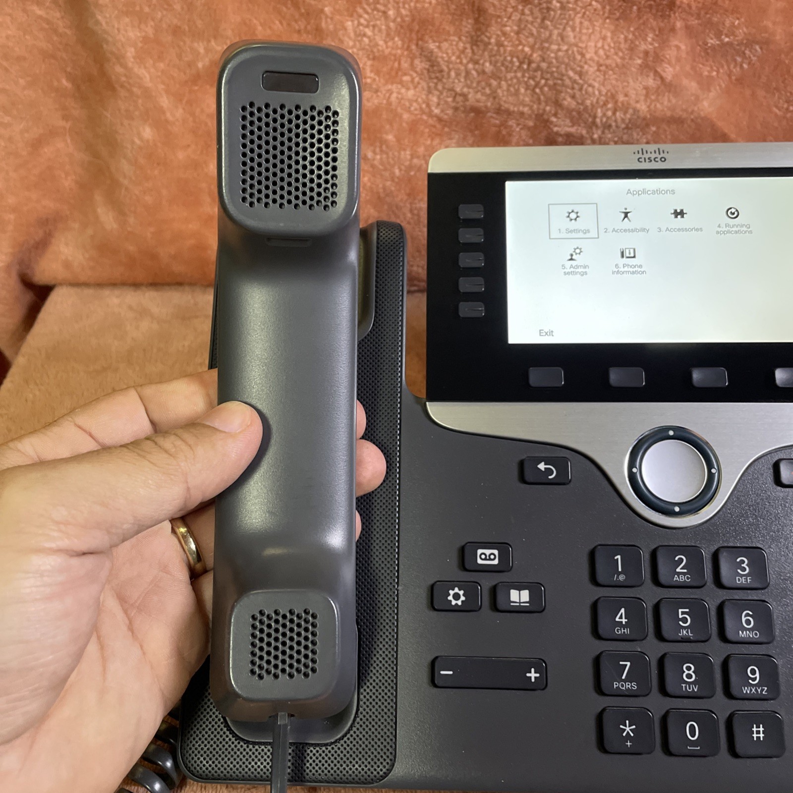 Cisco CP-8811-K9 IP VoIP Phone 8811 Series Phone NO POWER CORD!