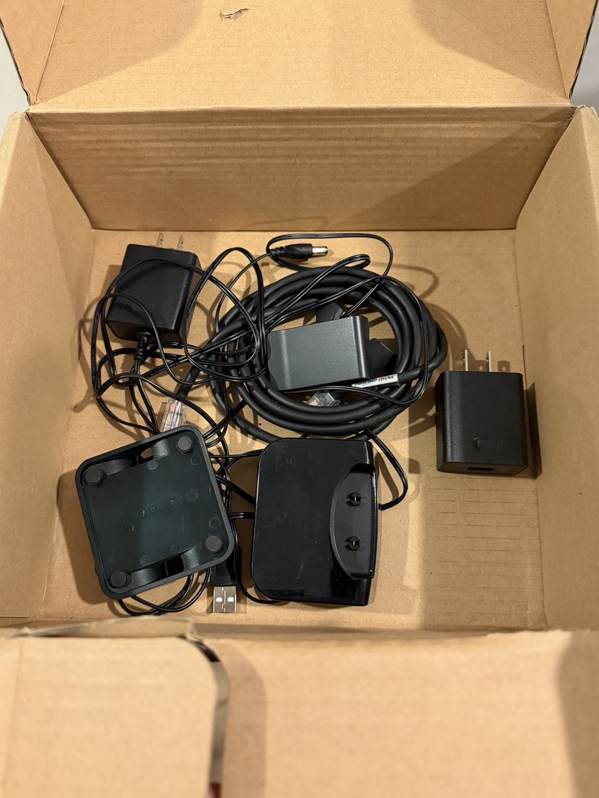 Yealink W60B DECT Cordless VoIP IP Phone with Cables Tested Working