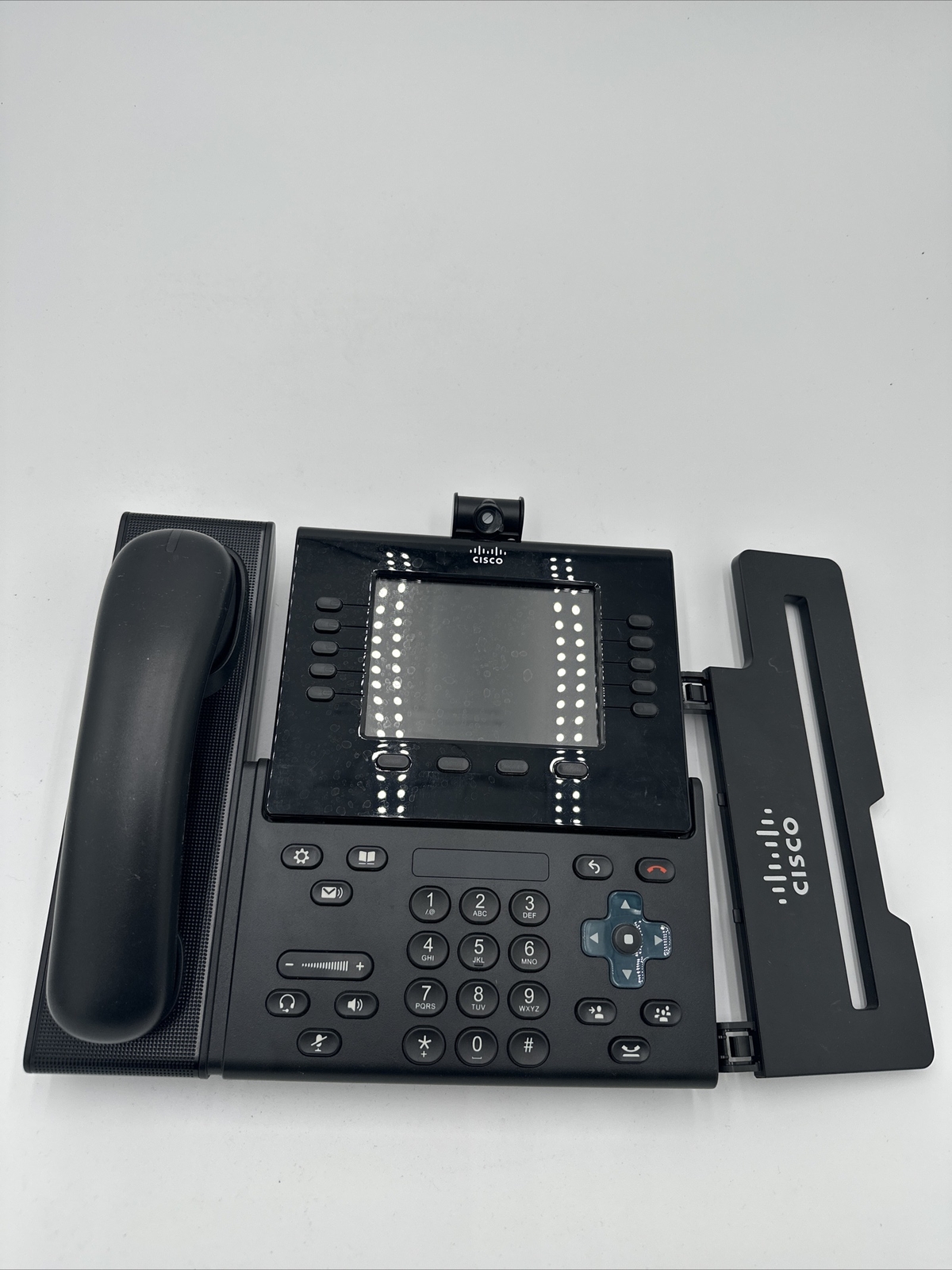 Cisco CP-9951 5″ Color Video VoIP Phone: Handset, Camera, and Stand