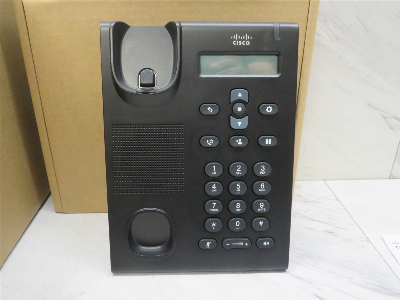 New Sealed Lot of 10 Cisco Unified CP-3905 UC Standard Headset SIP Phone
