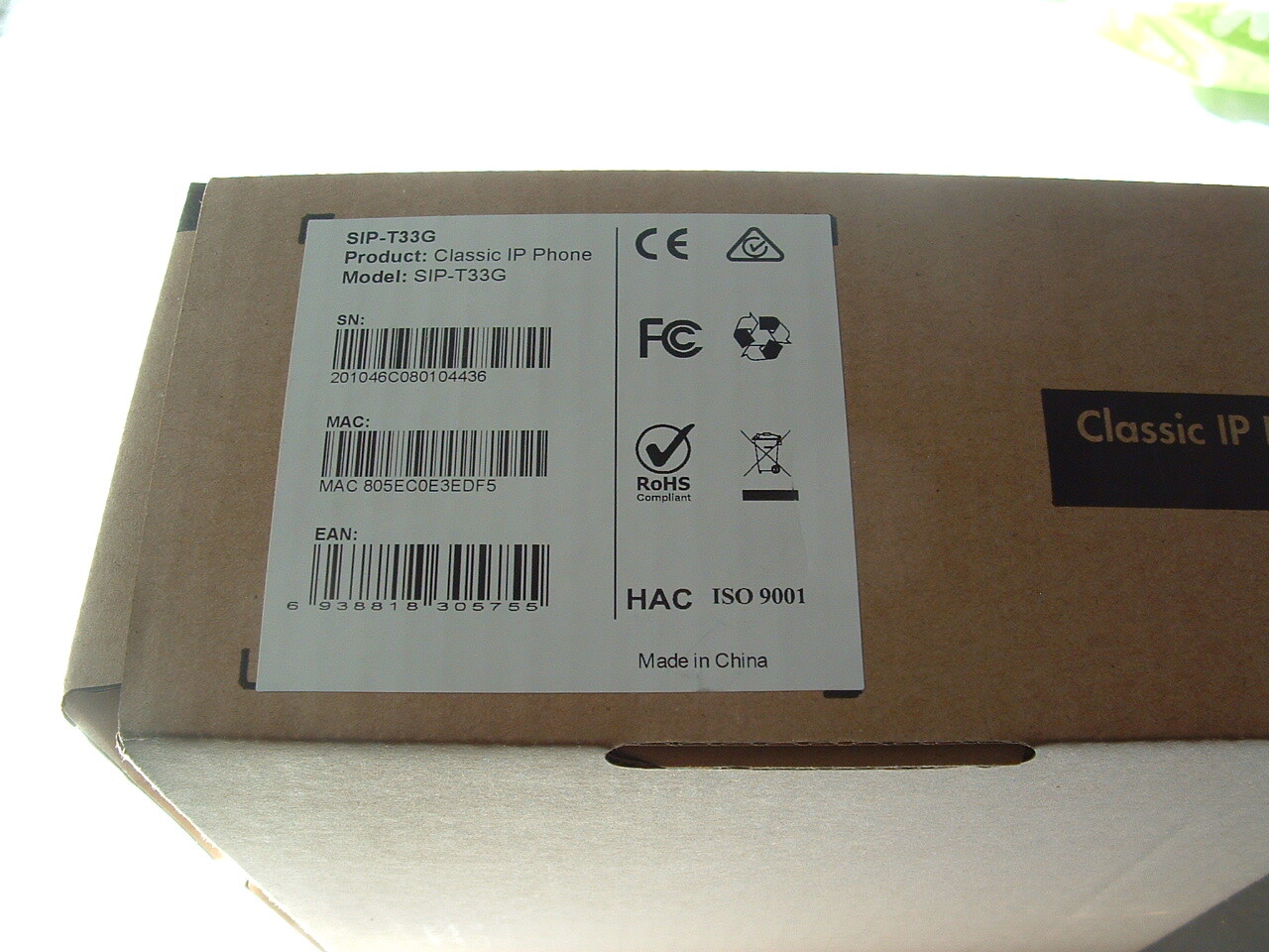 Yealink SIP-T33G – Entry Level Gigabit POE Color LCD 4-Line – Classic IP Phone